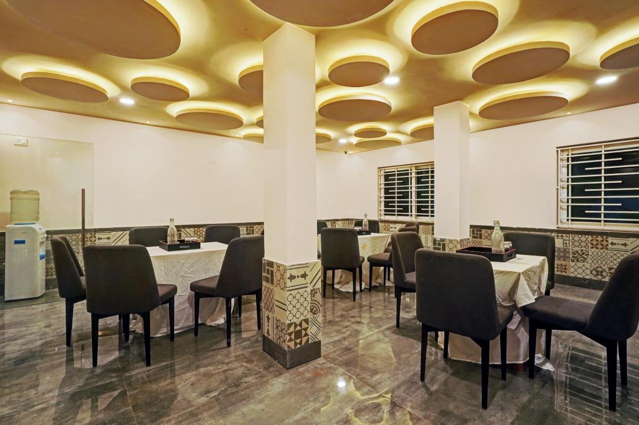 Capital O De Alphabet Kakinada Hotel Kültér fotó